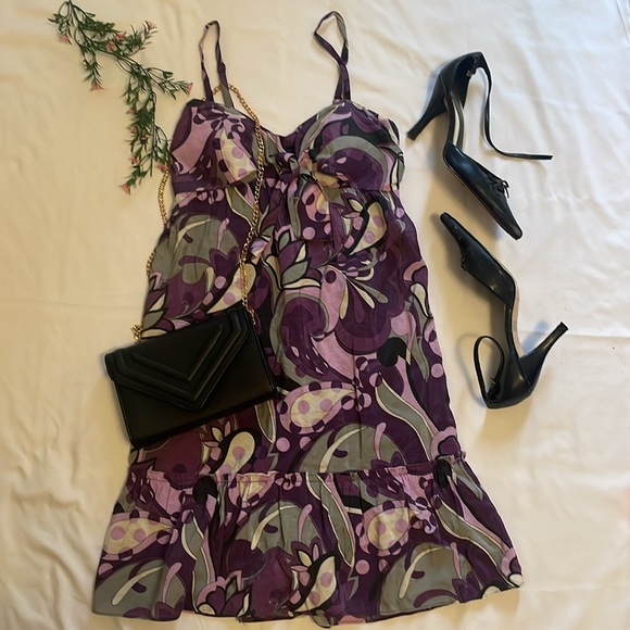 Guess Floral Dress 🔥 - Size Medium - Picture 4 of 15